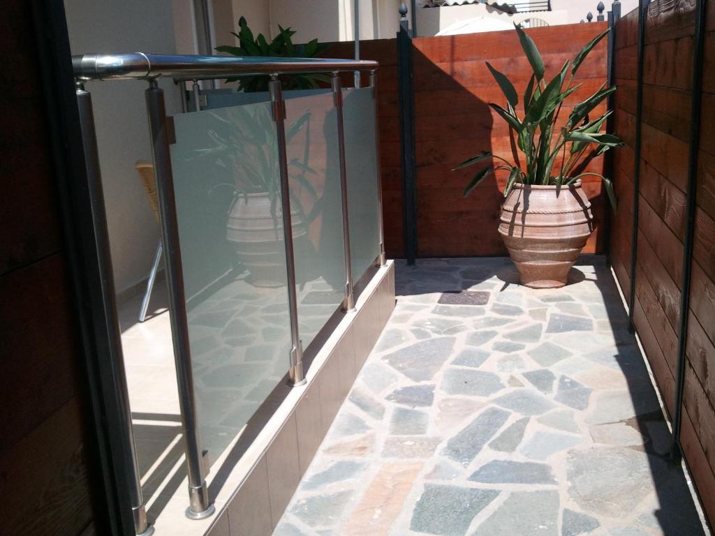 Angelica Studios And Apartments Agia Marina Pokoj fotografie