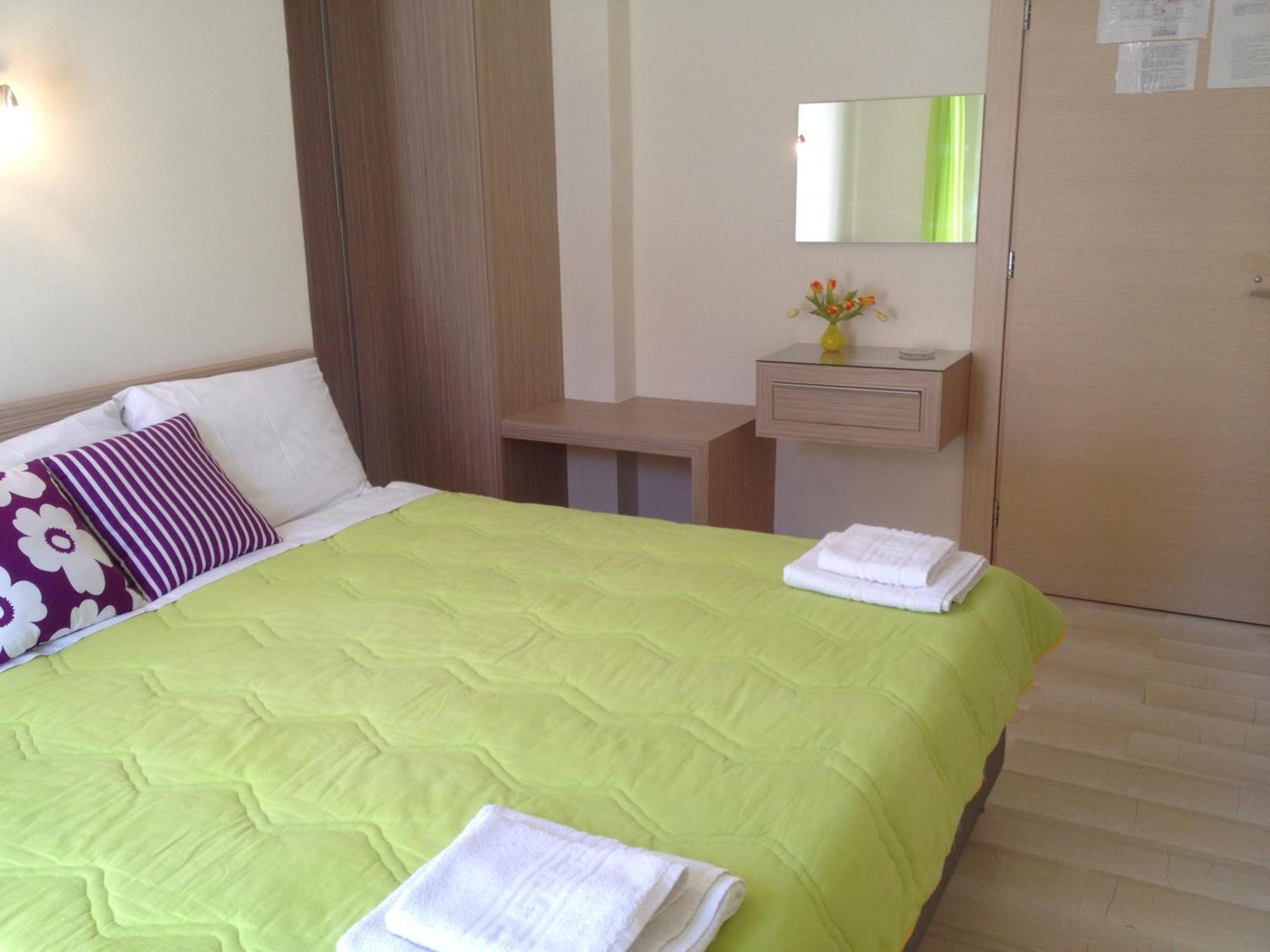 Angelica Studios And Apartments Agia Marina Pokoj fotografie