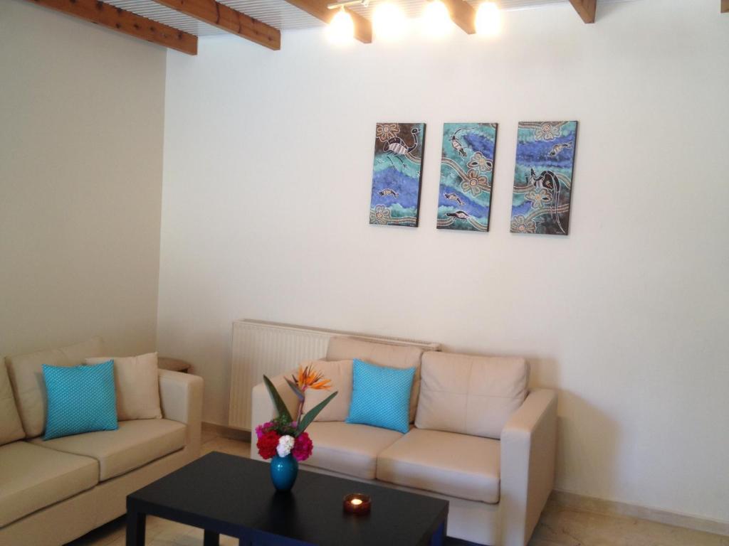 Angelica Studios And Apartments Agia Marina Pokoj fotografie